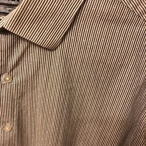 Patterned slim fit button-down